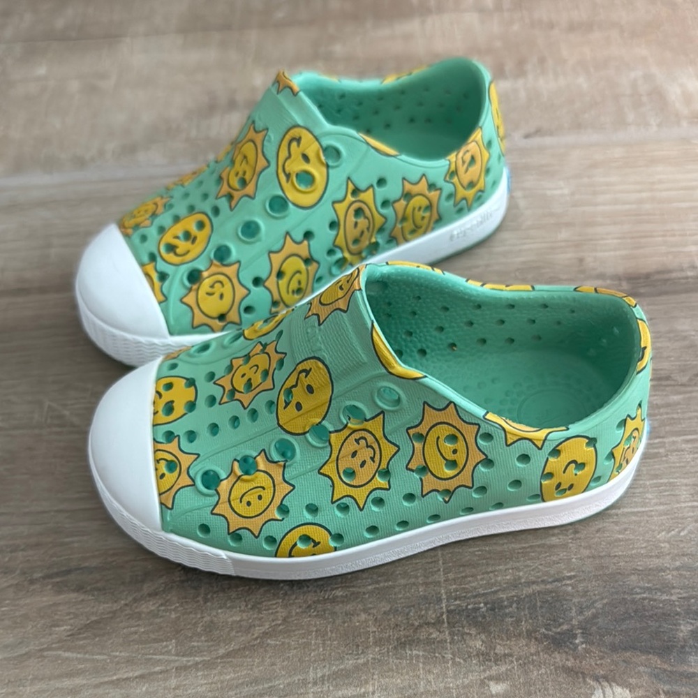 Native Green and Yellow Water Shoes with Ventilation - Picture 3 of 5